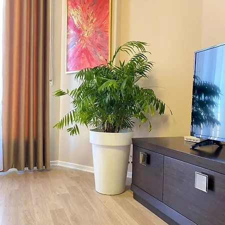 Apartment Nemis In The Centre Of Four Free Parking Tirana