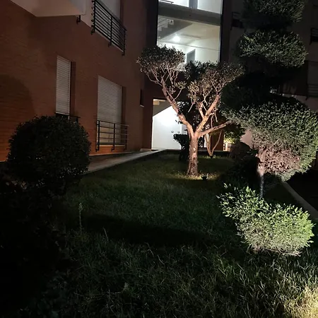 Apartment Nemis In The Centre Of Four Free Parking Tirana